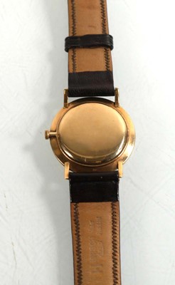 Lot 409 - A gentleman's 9ct yellow gold wristwatch by...