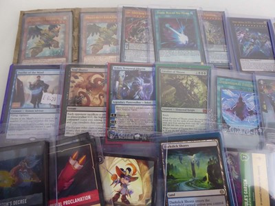 Lot Qty of Top Loaded Magic the Gathering, Disney...