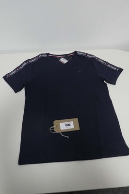 Lot 1383 - x5 men's Tommy Hilfiger t shirts.