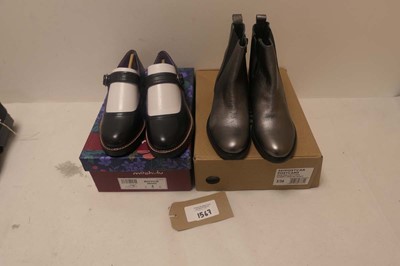 Lot 1567 - 2 pairs of shoes to include Dune London heeled...