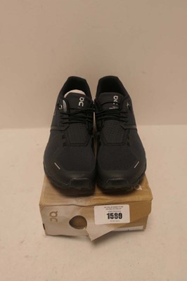 Lot 1580 - On Cloud 5 trainers size UK8.5 (boxed)