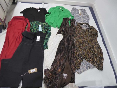 Lot 1522 - Selection of clothing to include Karen Millen,...