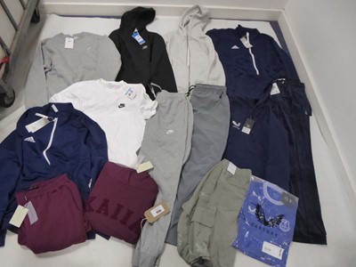 Lot 1530 - Selection of sportswear to include Nike,...