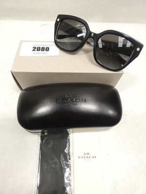 Lot 2080 - Coach CR611 50023C ladies sunglasses with case...