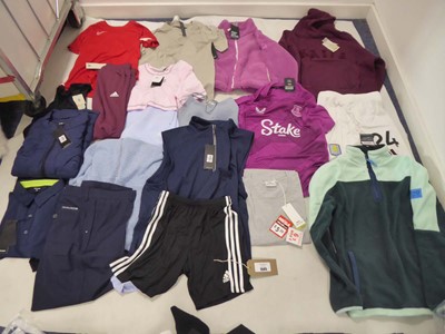 Lot 1565 - Selection of sportswear to include Druids,...