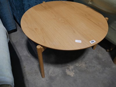 Lot 1129 - Modern light oak finish circular coffee table