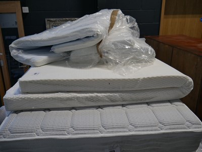 Lot 1216 - Double memory foam mattress topper