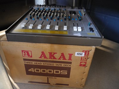 Lot 1252 - Boxed Akai stereo tape deck (4000DS) with Seck...