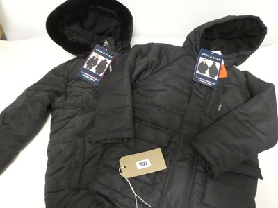 Lot Approx. 5 childrens water repellent parka...