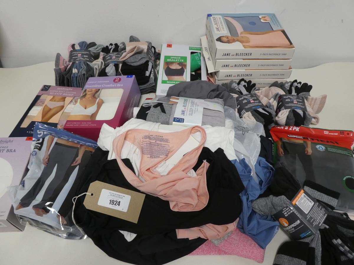 Lot 1924 - Mixed lot of mens and womens underwear, socks,...