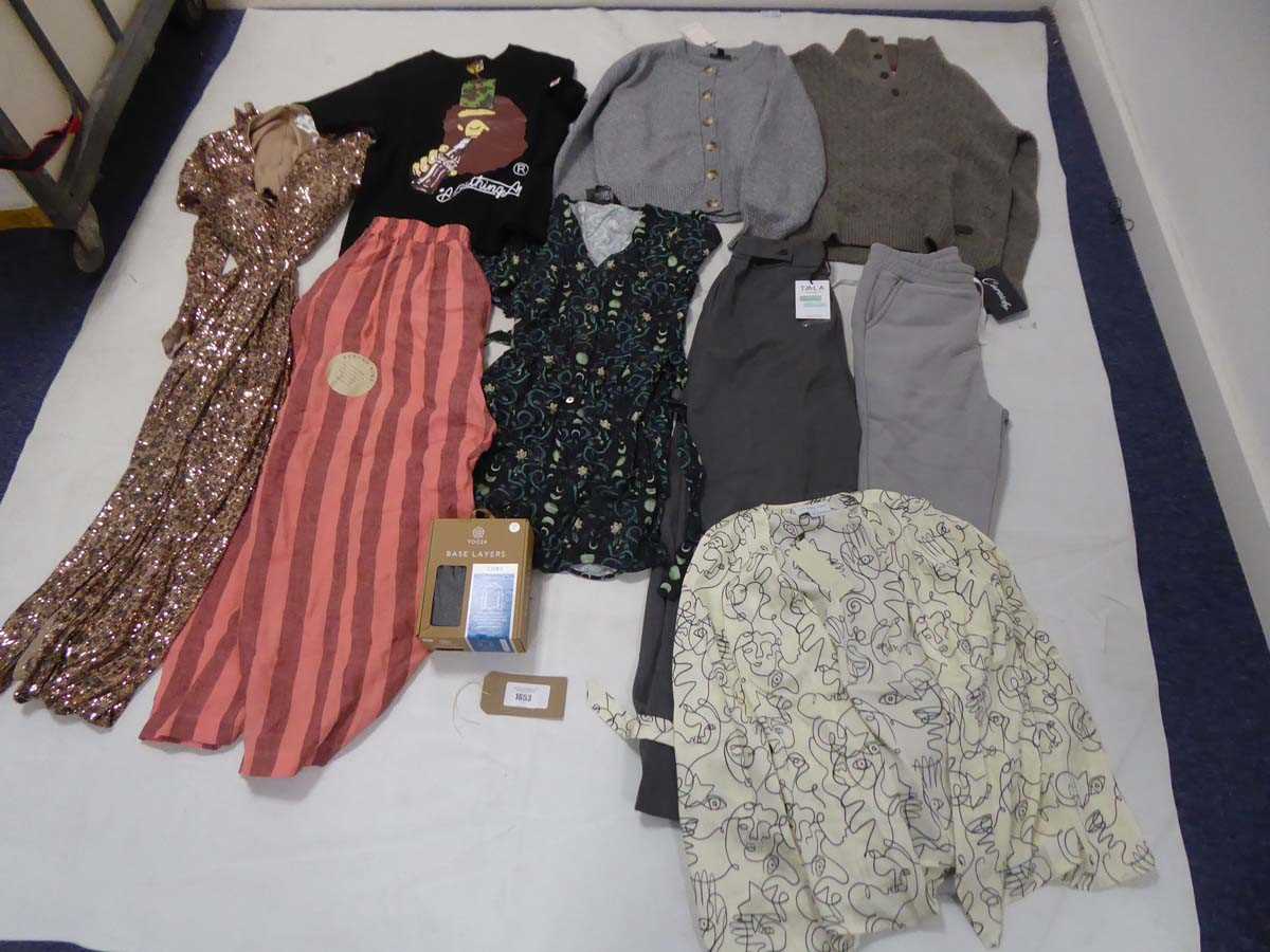 Lot 1653 - Selection of clothing to include T/ALA, Never...