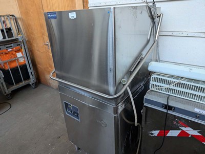 Lot 720 - 65cm Proton lift top pass through dishwasher