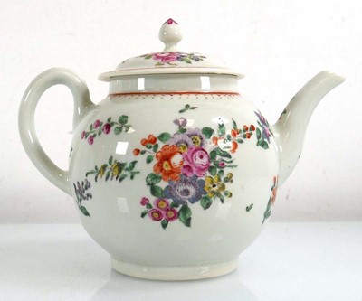 Lot 251 - A late 18th/early 19th century teapot of...