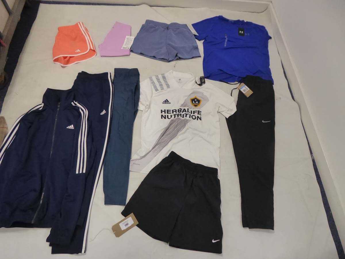 Lot Selection of sportswear to include Nike, Under...