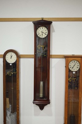 Lot 77 - An early 20th century Synchronome, London...