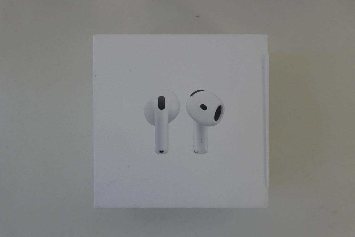 Lot Apple AirPods 4, *SEALED