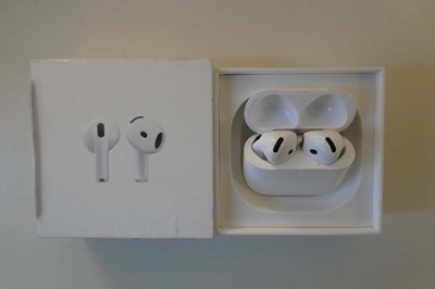 Lot Apple AirPods 4, boxed with charging case