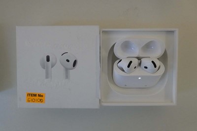 Lot Apple AirPods 4, boxed with charging case