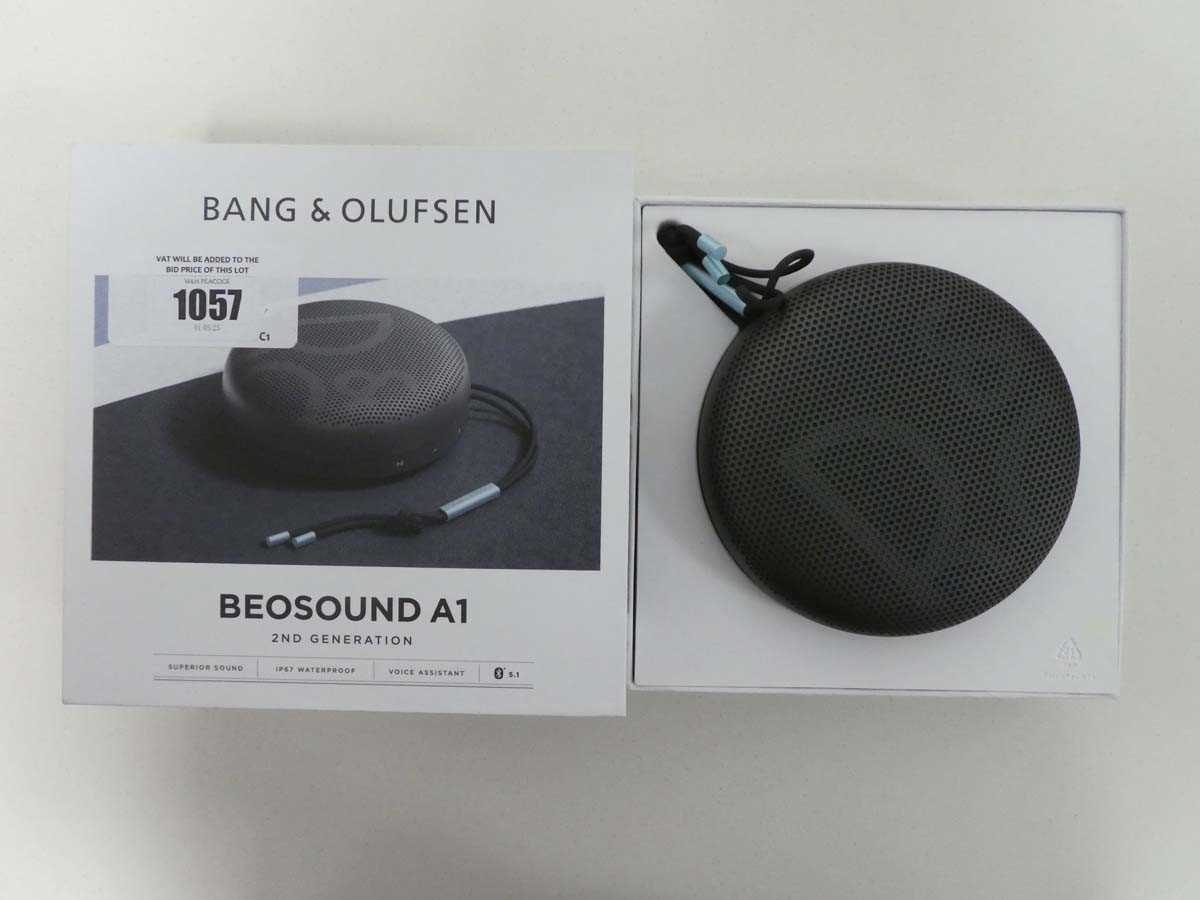 Lot 1057 - Bang & Olufsen BEOSOUND A1 (2nd Generation)...