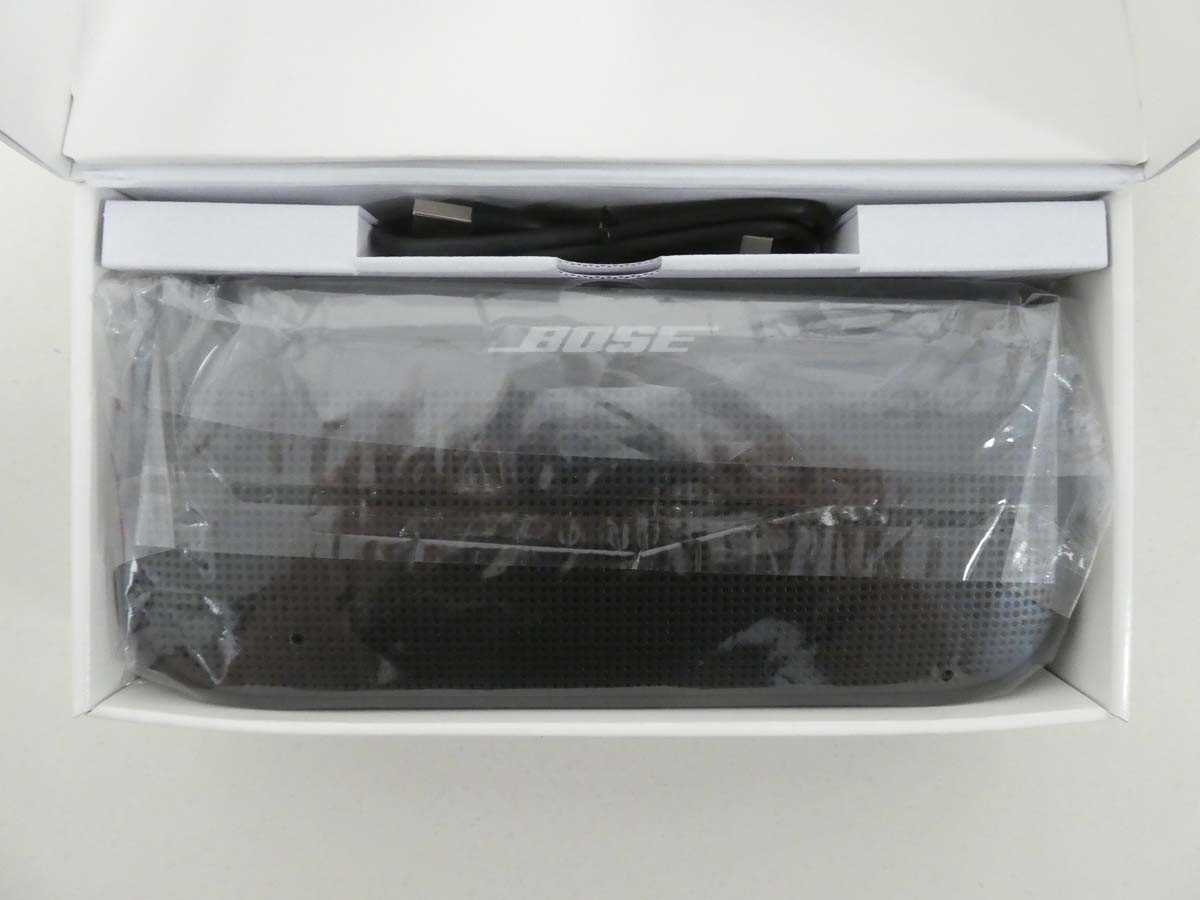 Lot BOSE Soundlink Flex SE portable bluetooth...