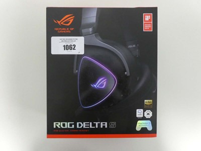 Lot Republic of Gamers ROG DELTA S gaming headset,...