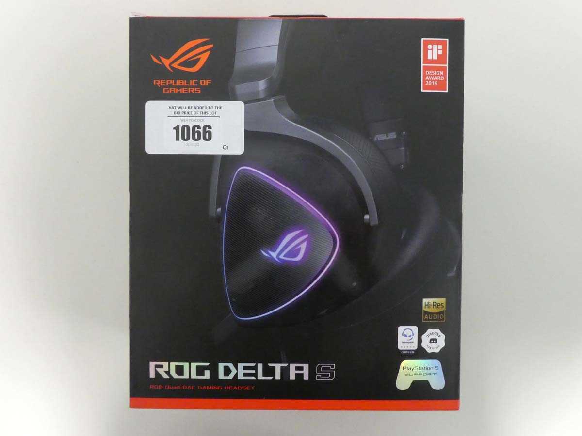 Lot Republic of Gamers ROG DELTA S gaming headset,...