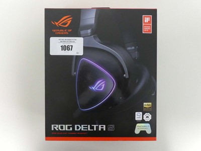 Lot Republic of Gamers ROG DELTA S gaming headset,...