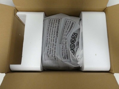 Lot JBL PARTYBOX Encore portable bluetooth speaker,...