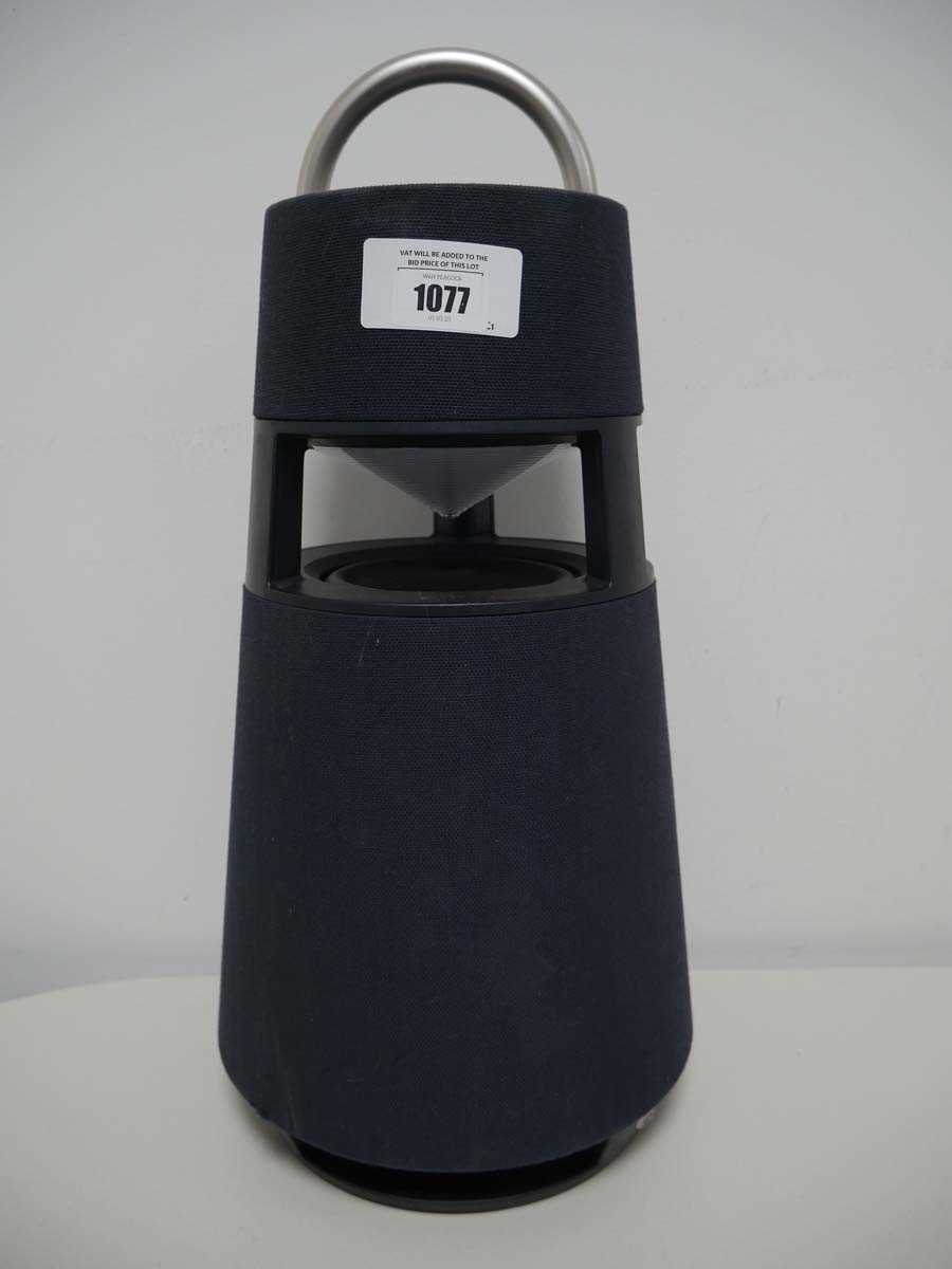 Lot LG XBOOM 360 omnidirectional portable speaker,...