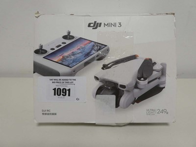 Lot DJI Mini 3 drone, boxed with remote control...