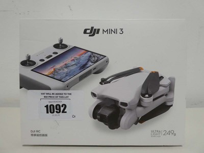 Lot DJI Mini 3 drone, boxed with remote control...