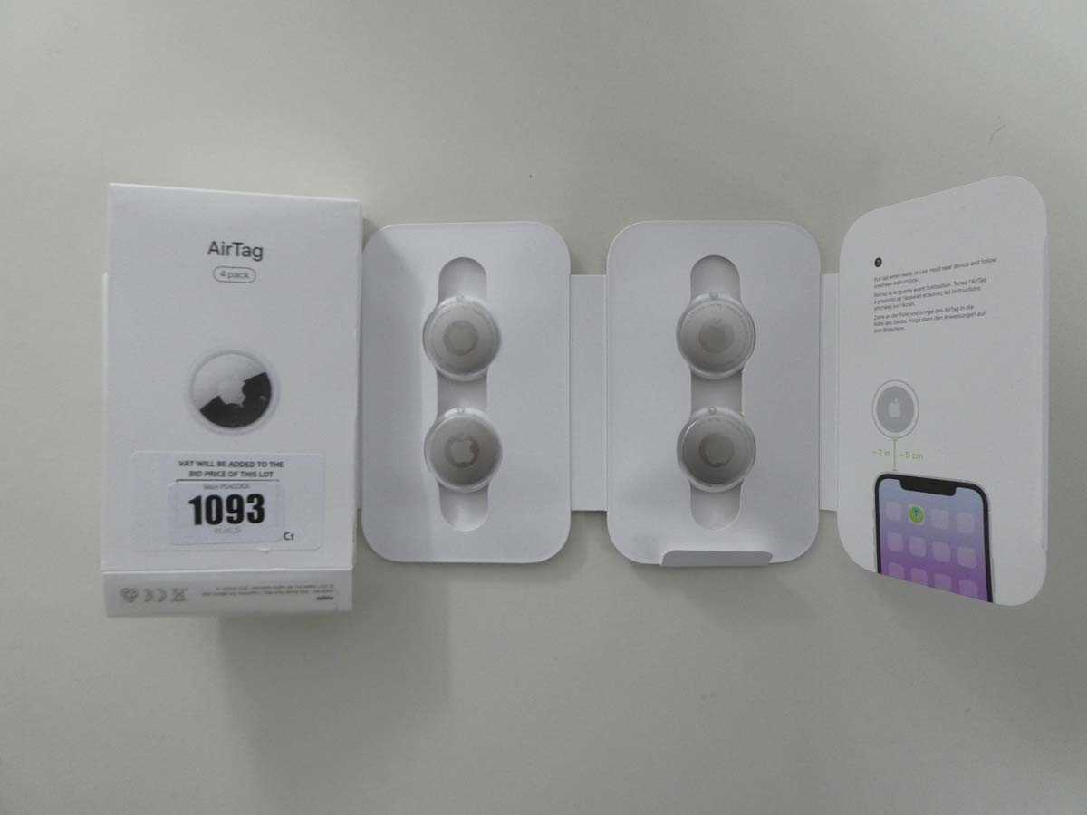 Lot Apple AirTag 4 pack, model A2187, boxed
