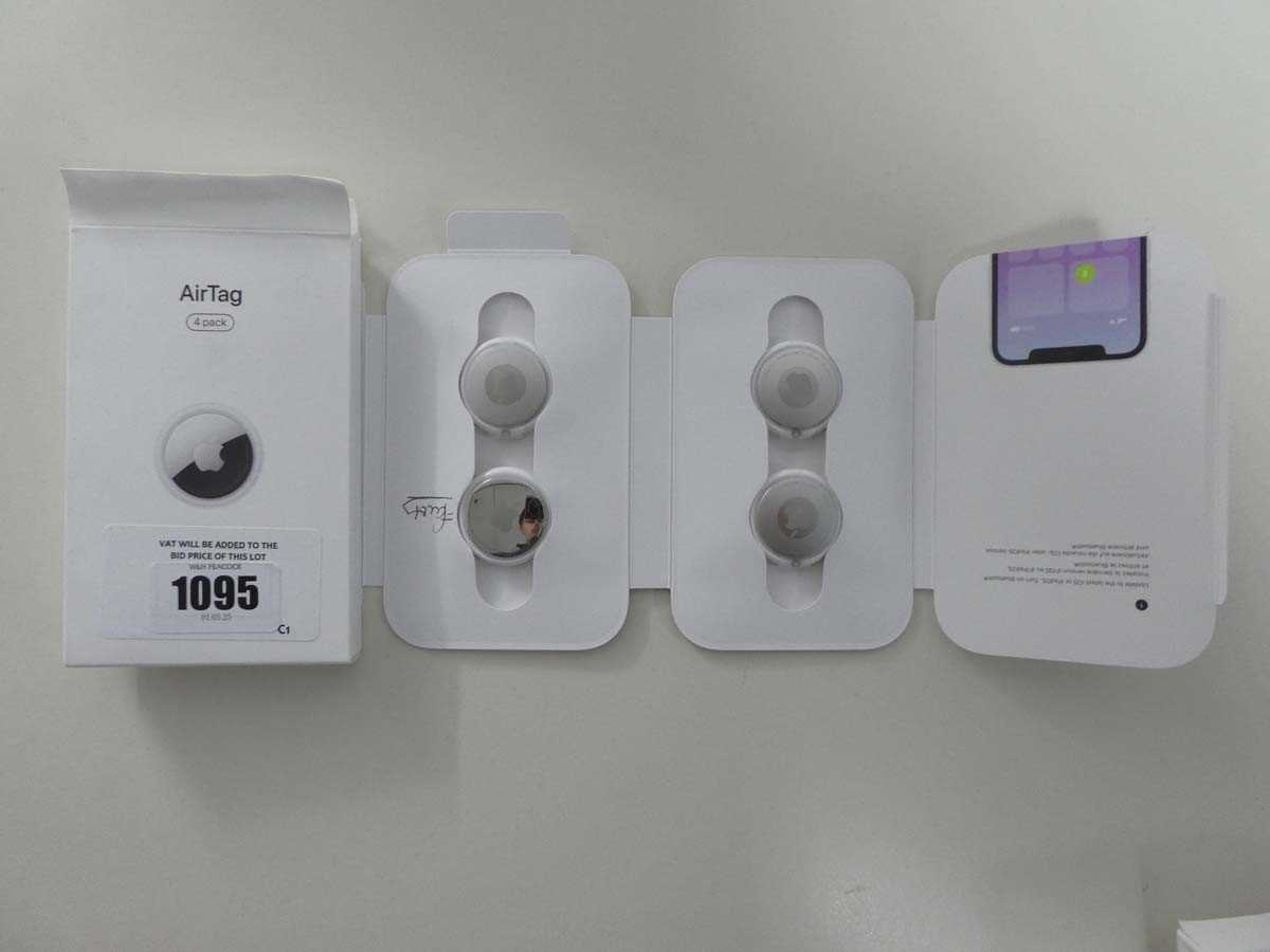 Lot Apple AirTag 4 pack, model A2187, boxed