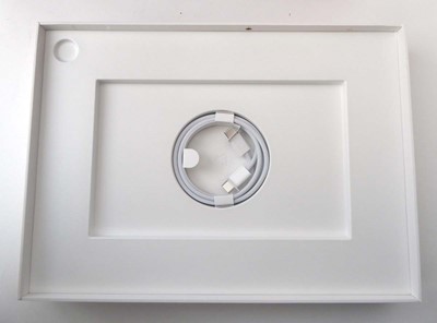 Lot Apple iPad (10th Generation) Wi-Fi, 256GB,...