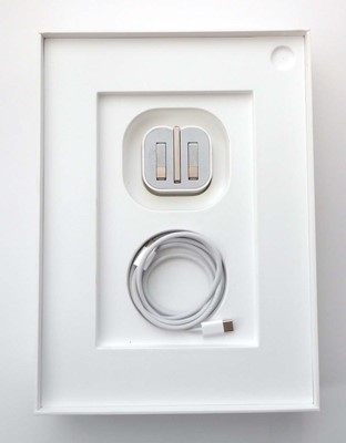 Lot 1121 - Apple iPad (10th Generation) Wi-Fi, 64GB,...