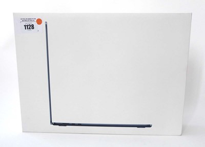 Lot Apple MacBook Air 15-inch with Apple M3 Chip,...