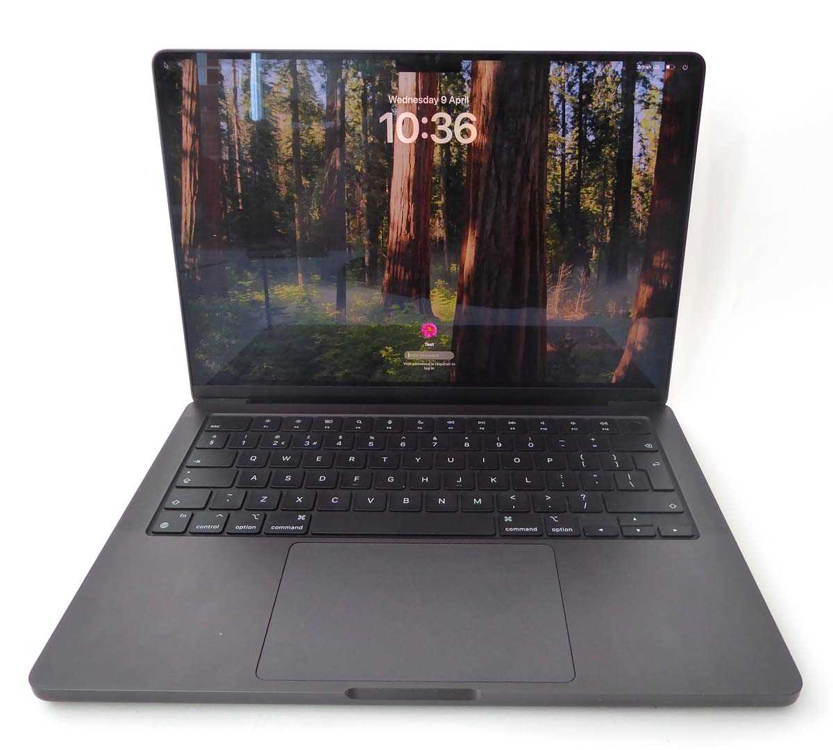 Lot Apple MacBook Pro 14-inch with Apple M4 Pro...