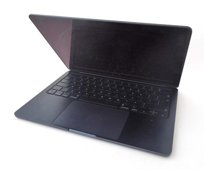 Lot Apple MacBook Air 13.6-inch with Apple M2 Chip,...