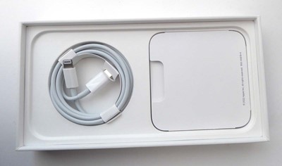 Lot Apple iPhone 14 Pro Max, 256GB, Silver, model...