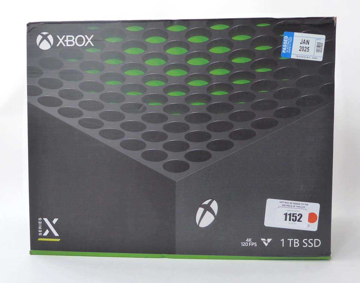 Lot XBOX Series X, 1TB SSD, boxed with wireless...