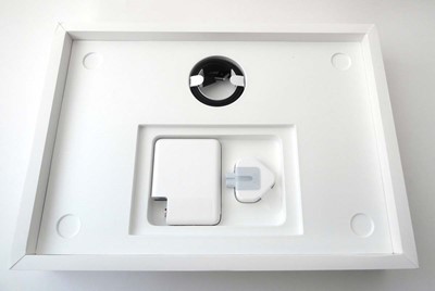 Lot Apple MacBook Pro 16-inch with Apple M3 Pro...