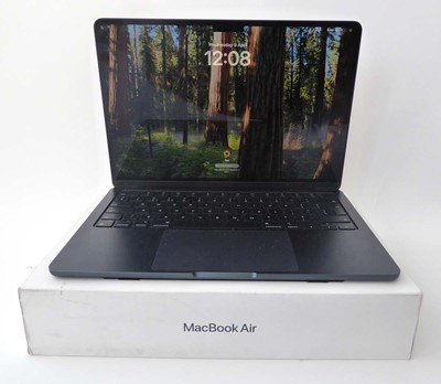 Lot Apple MacBook Air 13-inch with Apple M3 chip,...