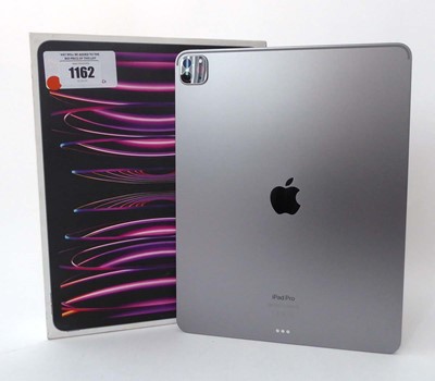 Lot Apple iPad Pro 12.9-inch (6th Generation)...