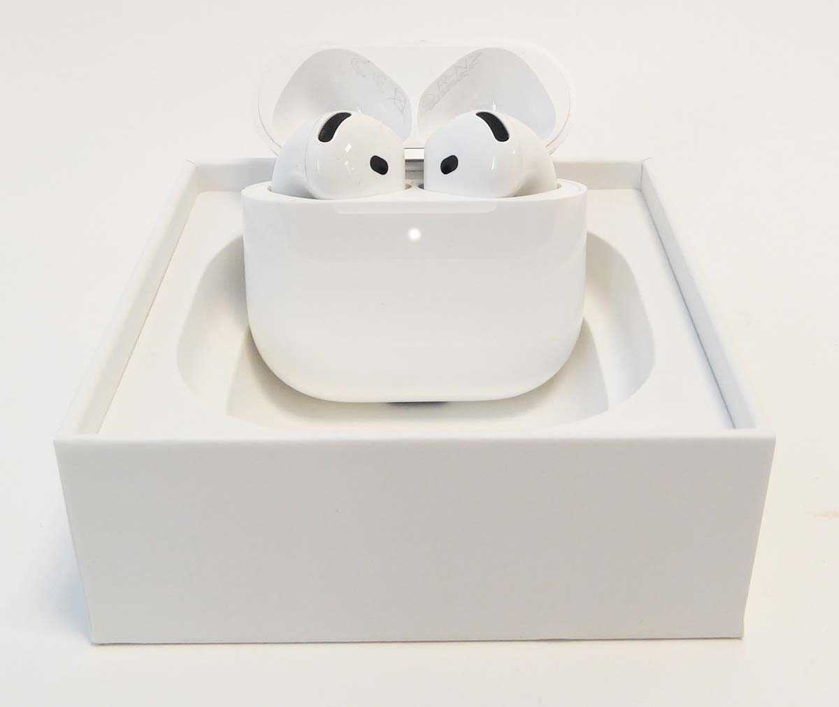 Lot Apple AirPods 4, boxed