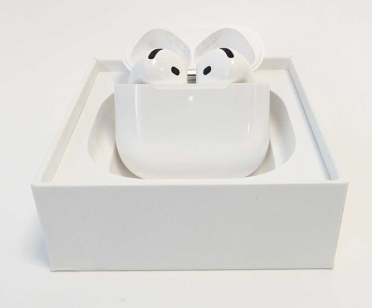 Lot Apple AirPods 4 (ANC), boxed