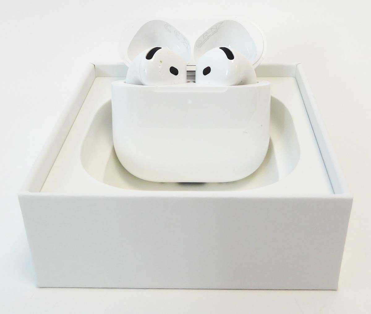 Lot Apple AirPods 4 (ANC), boxed