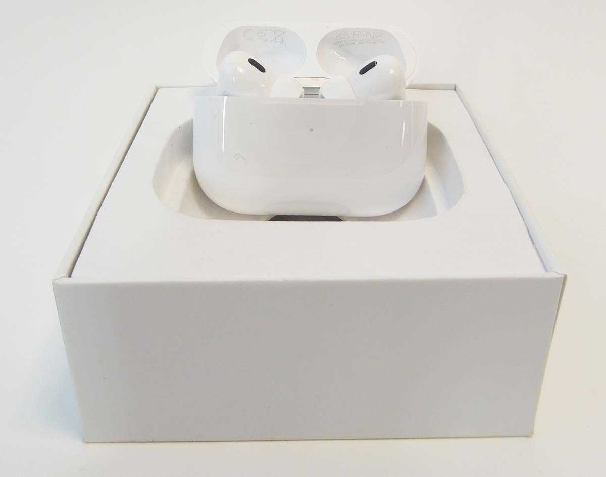 Lot Apple AirPods Pro (2nd Generation), boxed