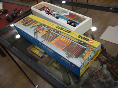 Lot 203 - A Corgi Gift Set No. 21 Chipperfields Circus...