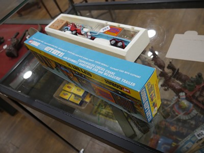 Lot 203 - A Corgi Gift Set No. 21 Chipperfields Circus...