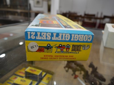 Lot 203 - A Corgi Gift Set No. 21 Chipperfields Circus...